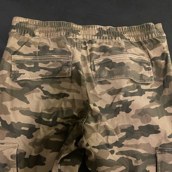 H&M Elasticated Cargo Trouser - Picture 7 of 9